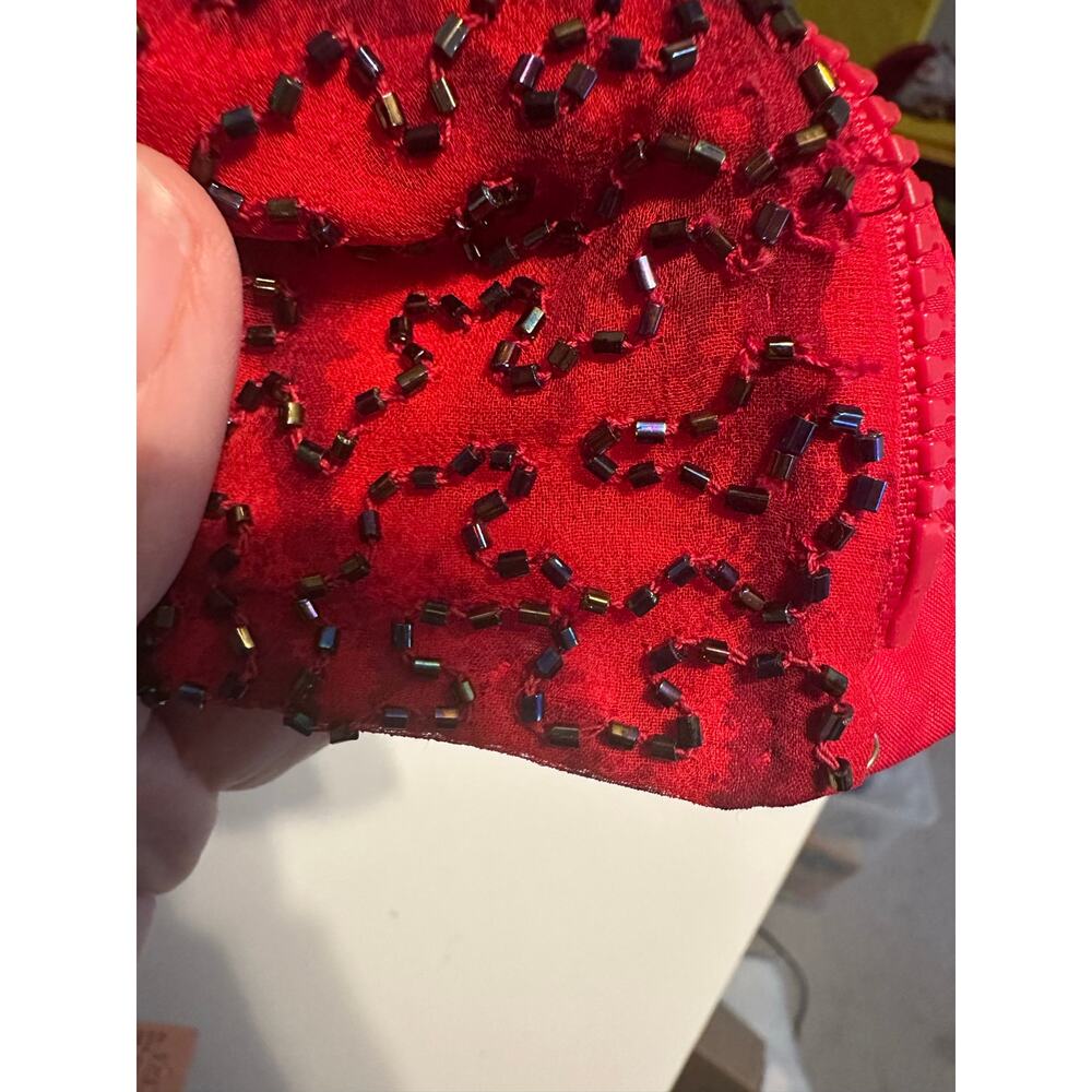 NWT Cache Red Silk Black Bead Embellished Draped Cowl Neckline Fitted Top Sz L - Picture 14 of 14